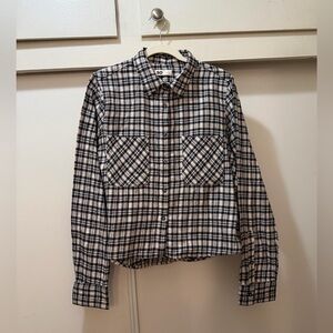 SO Plaid Flannel Shirt NWT Women’s Large Black White Checkered Button Up